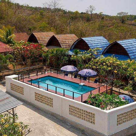 Tanah Penida Bungalows Ped Экстерьер фото