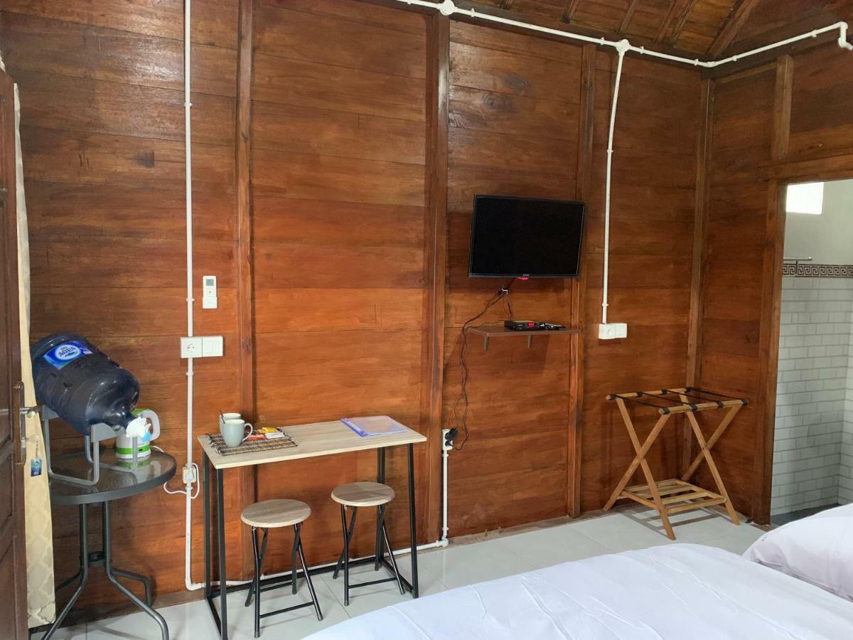 Tanah Penida Bungalows Ped Экстерьер фото