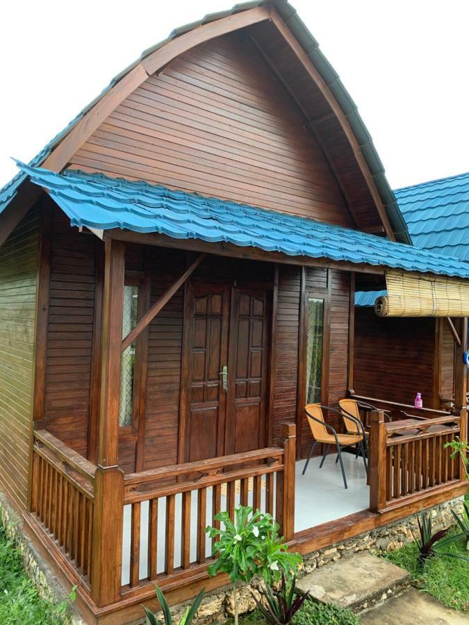 Tanah Penida Bungalows Ped Экстерьер фото